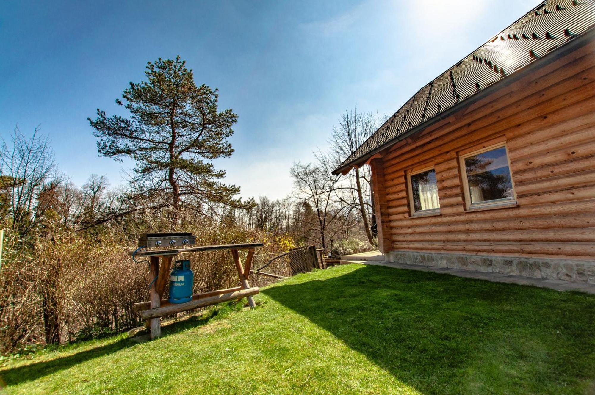 Log House Natura Radovljica Eksteriør bilde